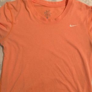 Women’s Nike dri fit shirt